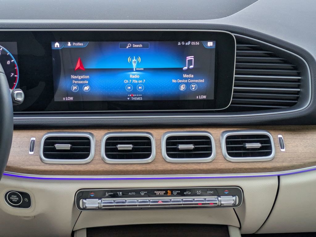 Used 2021 Mercedes-Benz GLE 350 4MATIC image 25