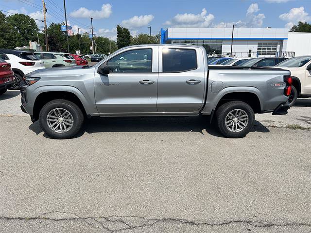 New 2026 Chevrolet Colorado LT w/ LT Convenience Package AWD/4WD image 2