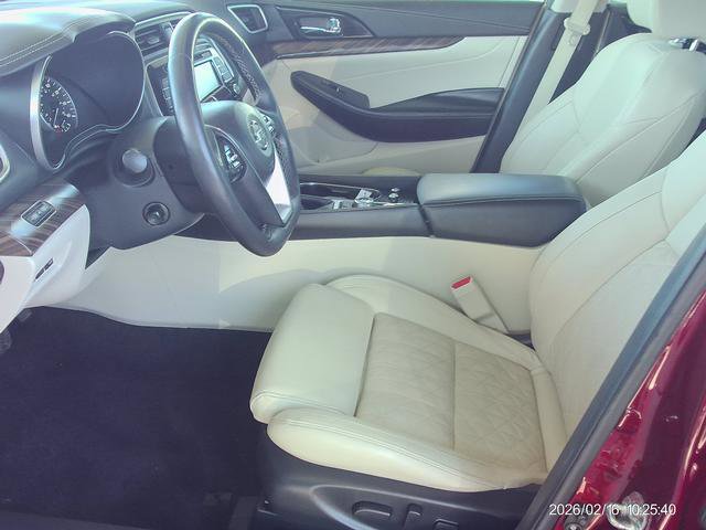 Used 2017 Nissan Maxima Platinum image 7