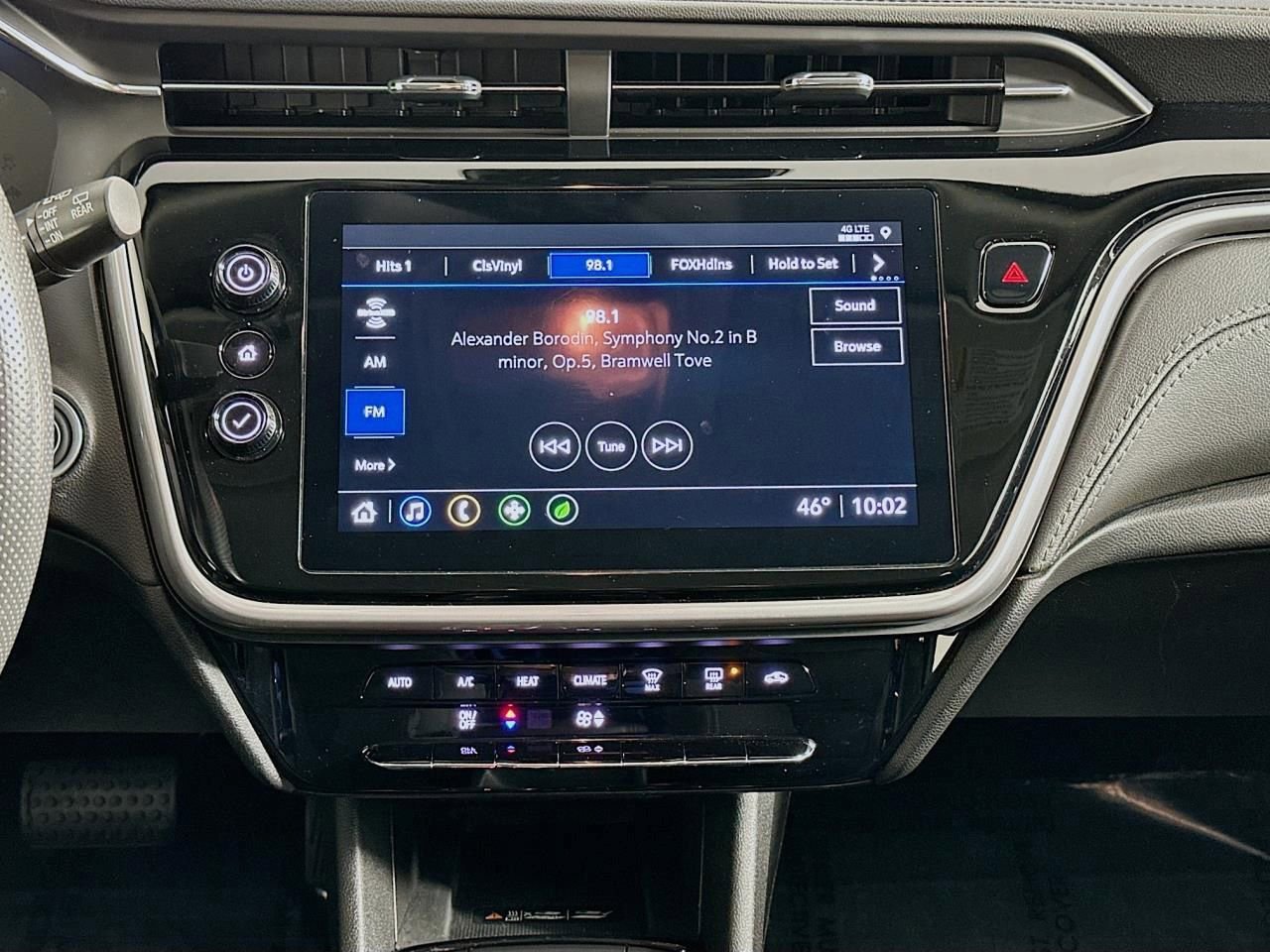Used 2023 Chevrolet Bolt EUV LT FWD image 15