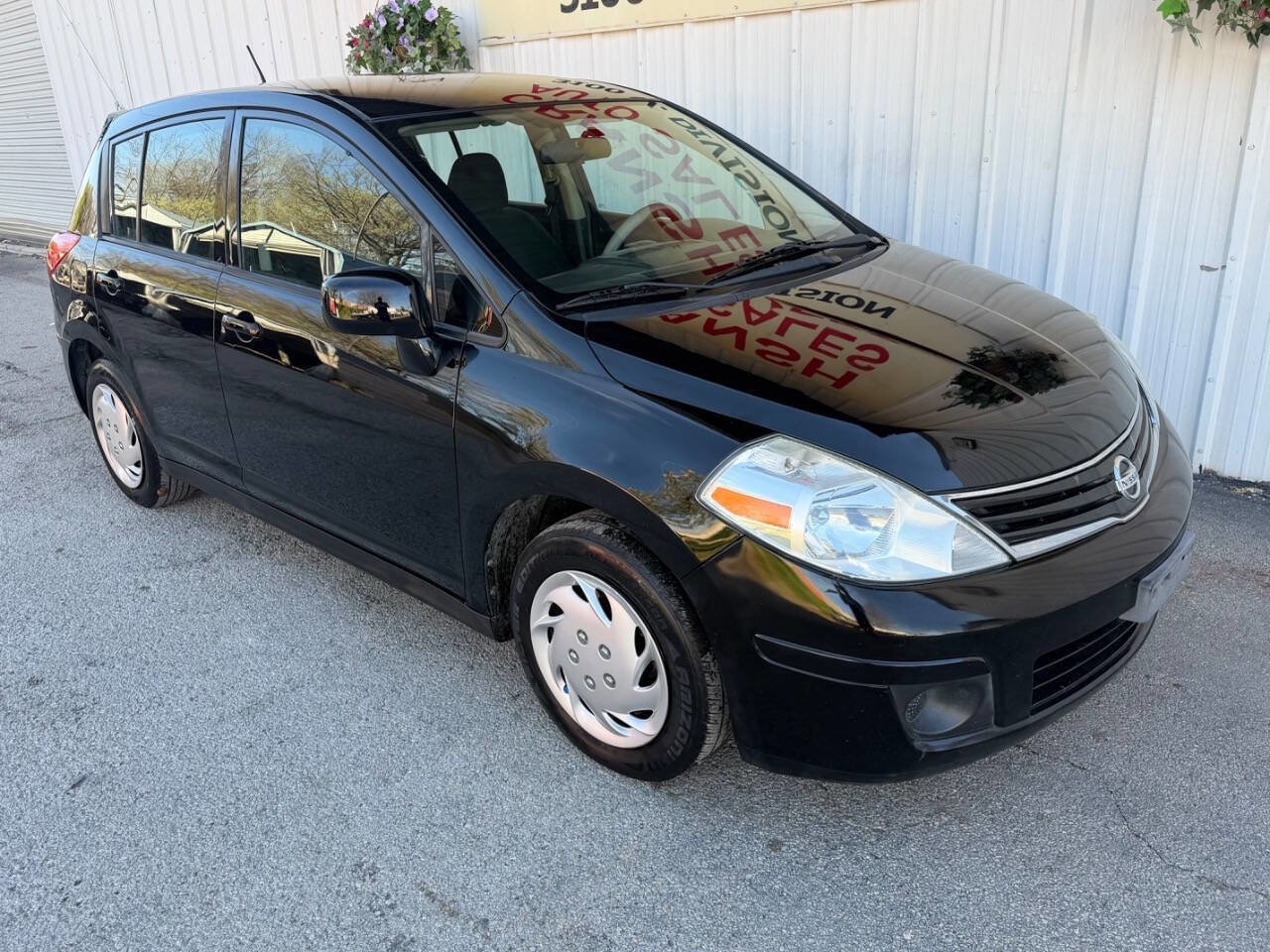 Used 2012 Nissan Versa 1.8 S image 4