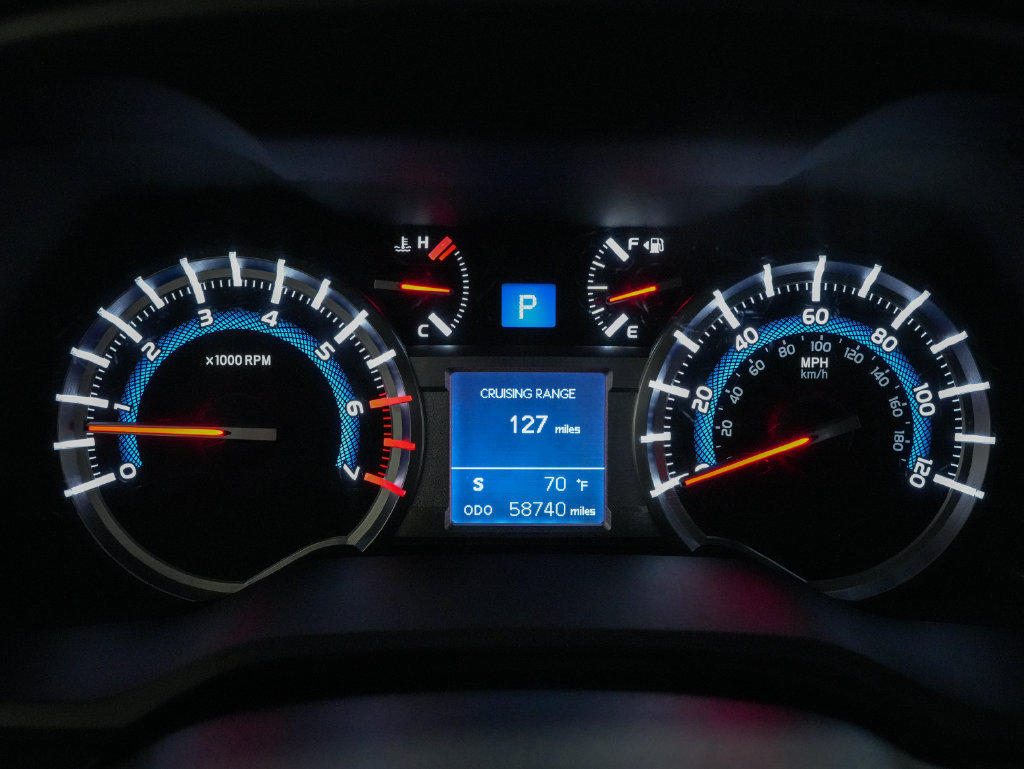 Used 2018 Toyota 4Runner TRD Off-Road Premium AWD/4WD image 13