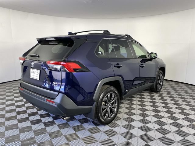 Used 2025 Toyota RAV4 XLE Premium w/ Weather Package AWD/4WD image 9