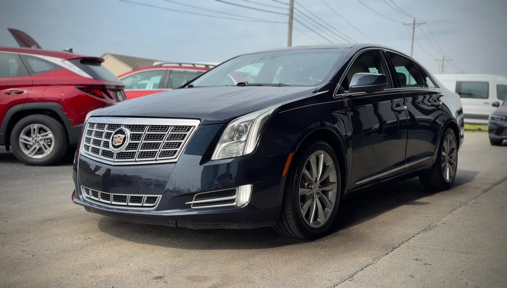 Used 2013 Cadillac XTS Luxury w/ Driver Awareness Package FWD image 5