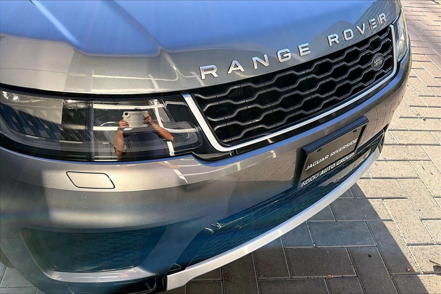 Used 2020 Land Rover Range Rover Sport HSE image 30