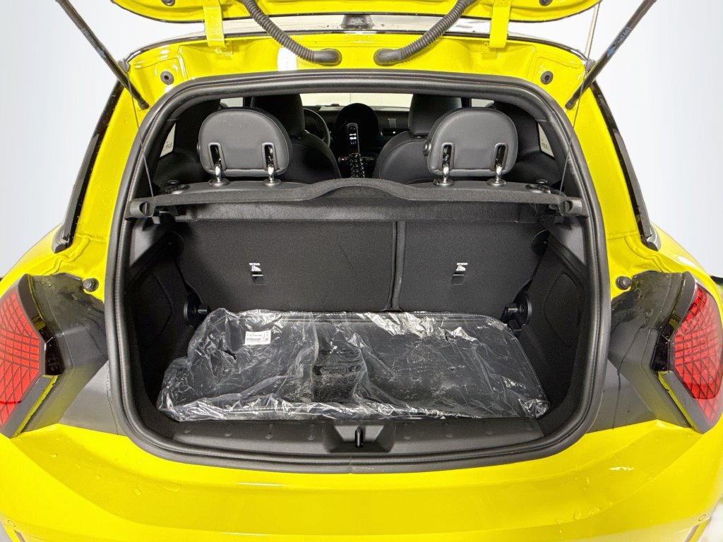 Certified 2026 MINI Cooper S FWD image 26