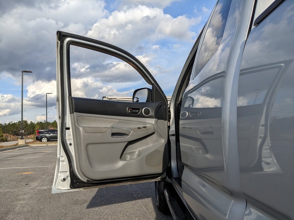 Used 2009 Toyota Tacoma PreRunner image 40
