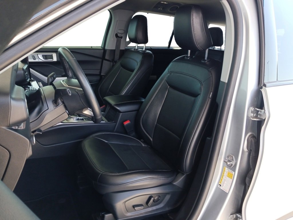 Used 2024 Ford Explorer Limited image 10