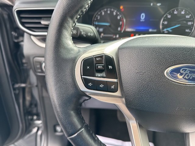 Used 2022 Ford Explorer XLT w/ Equipment Group 202A image 17