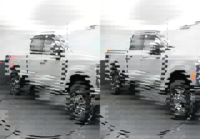 New 2026 Ford F250 Lariat w/ Lariat Ultimate Package image 3