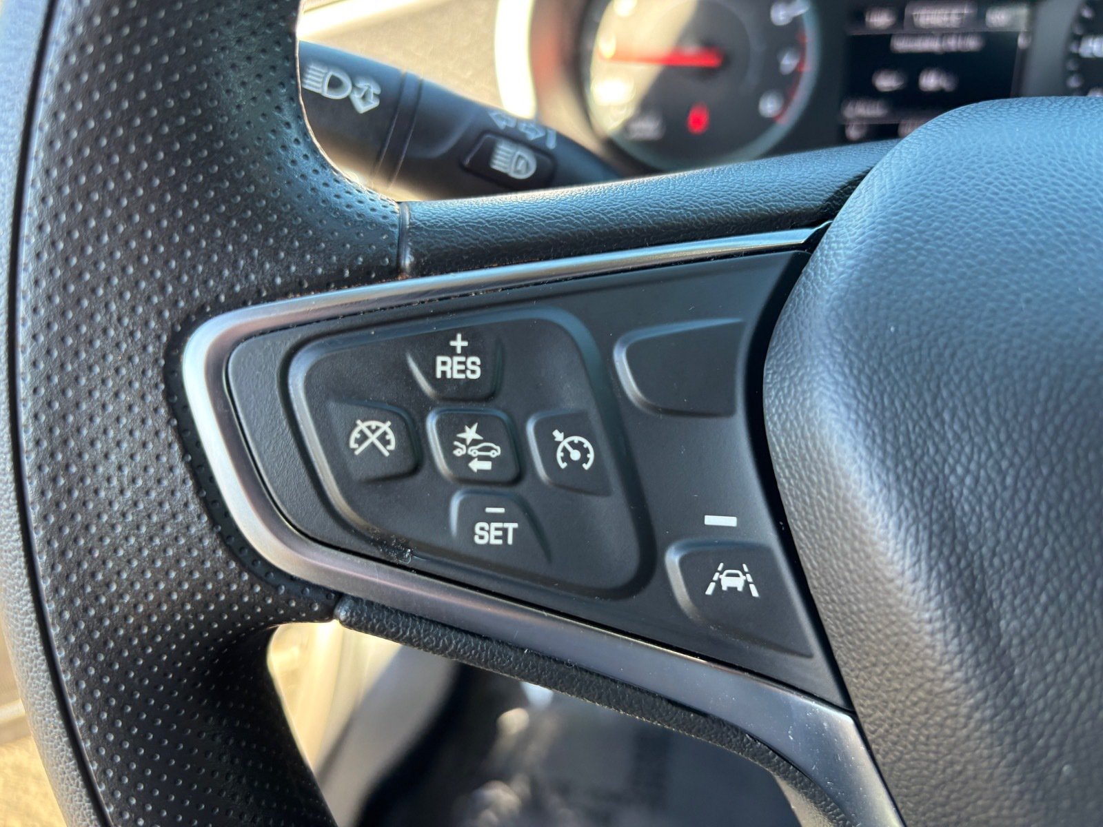 Used 2024 Chevrolet Malibu LT FWD image 22