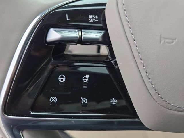 Certified 2025 Cadillac Escalade ESV Sport Platinum image 17