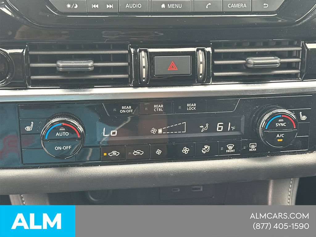 Used 2025 Nissan Pathfinder SV FWD image 33