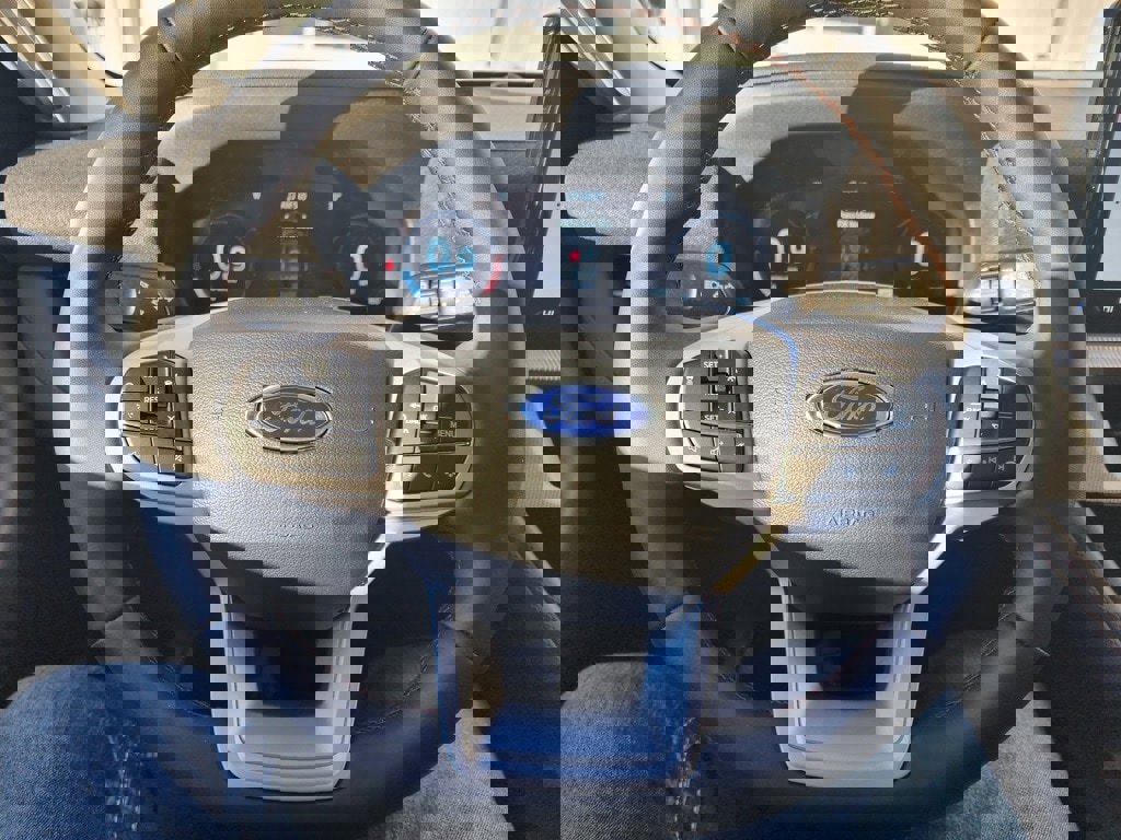 New 2026 Ford Explorer Active image 18