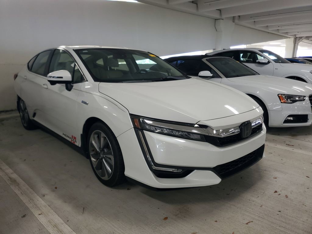 Used 2018 Honda Clarity Touring image 2