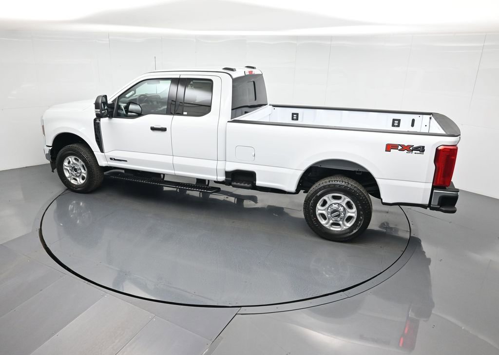 New 2026 Ford F350 XLT w/ FX4 Off-Road Package image 39