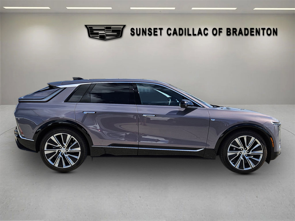 New 2025 Cadillac Lyriq Luxury w/ LPO, Floor Liner Package RWD image 8