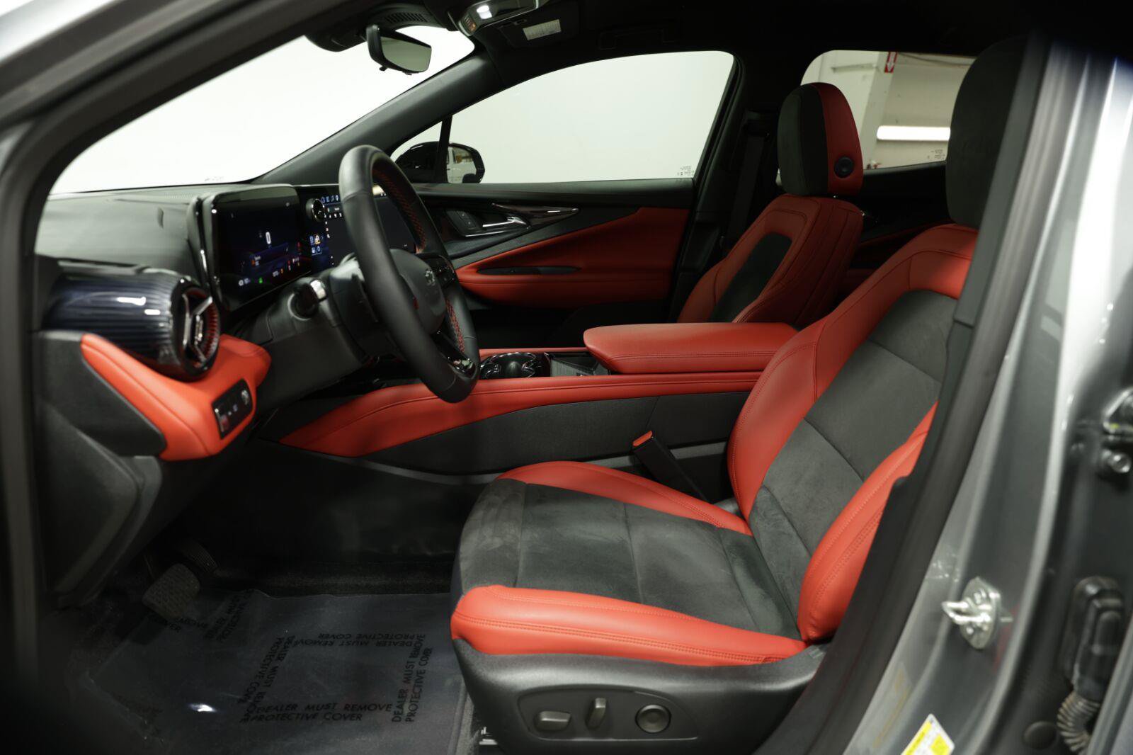 Certified 2025 Chevrolet Blazer EV RS AWD/4WD image 38