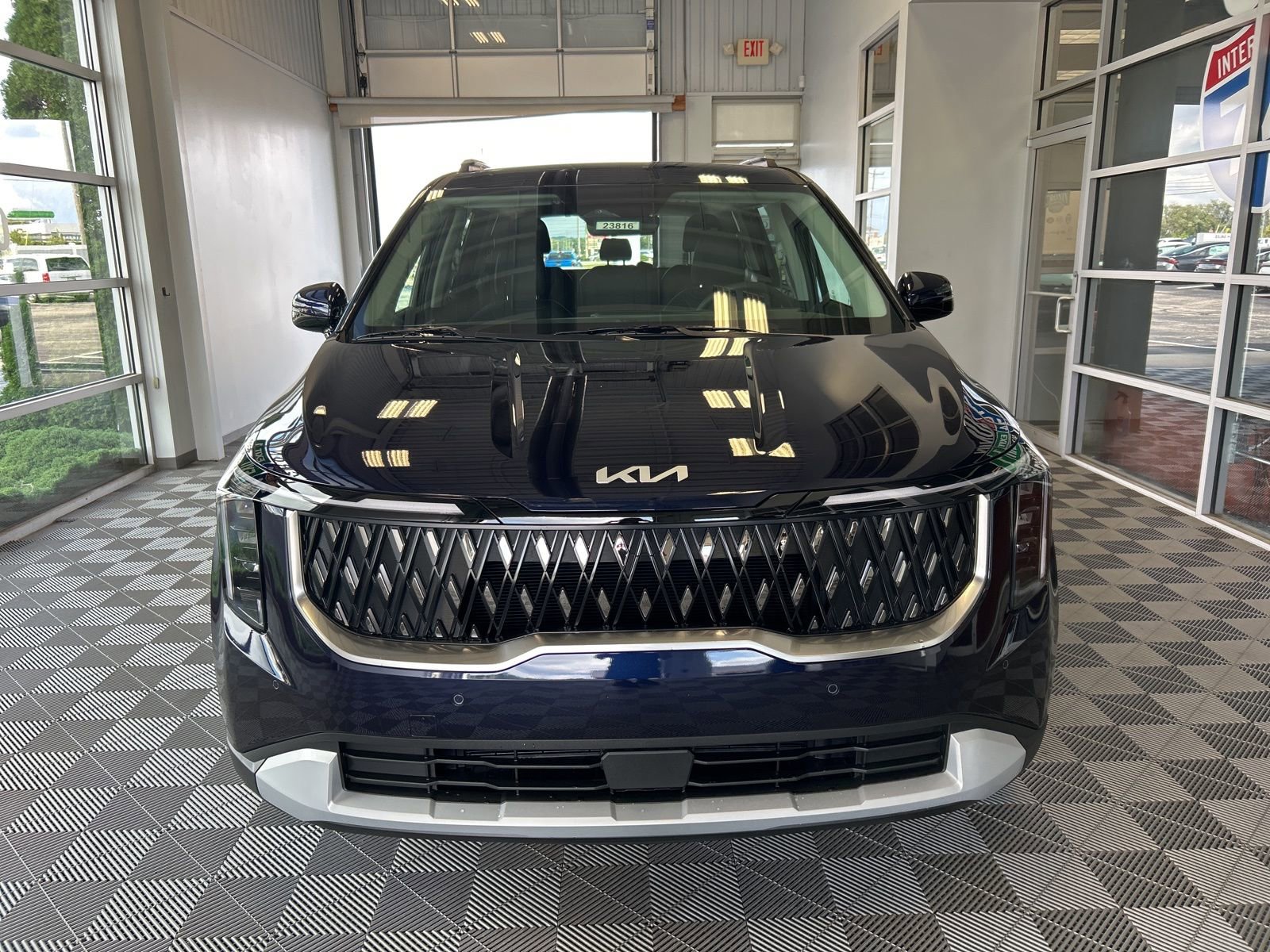 New 2026 Kia Carnival EX image 2