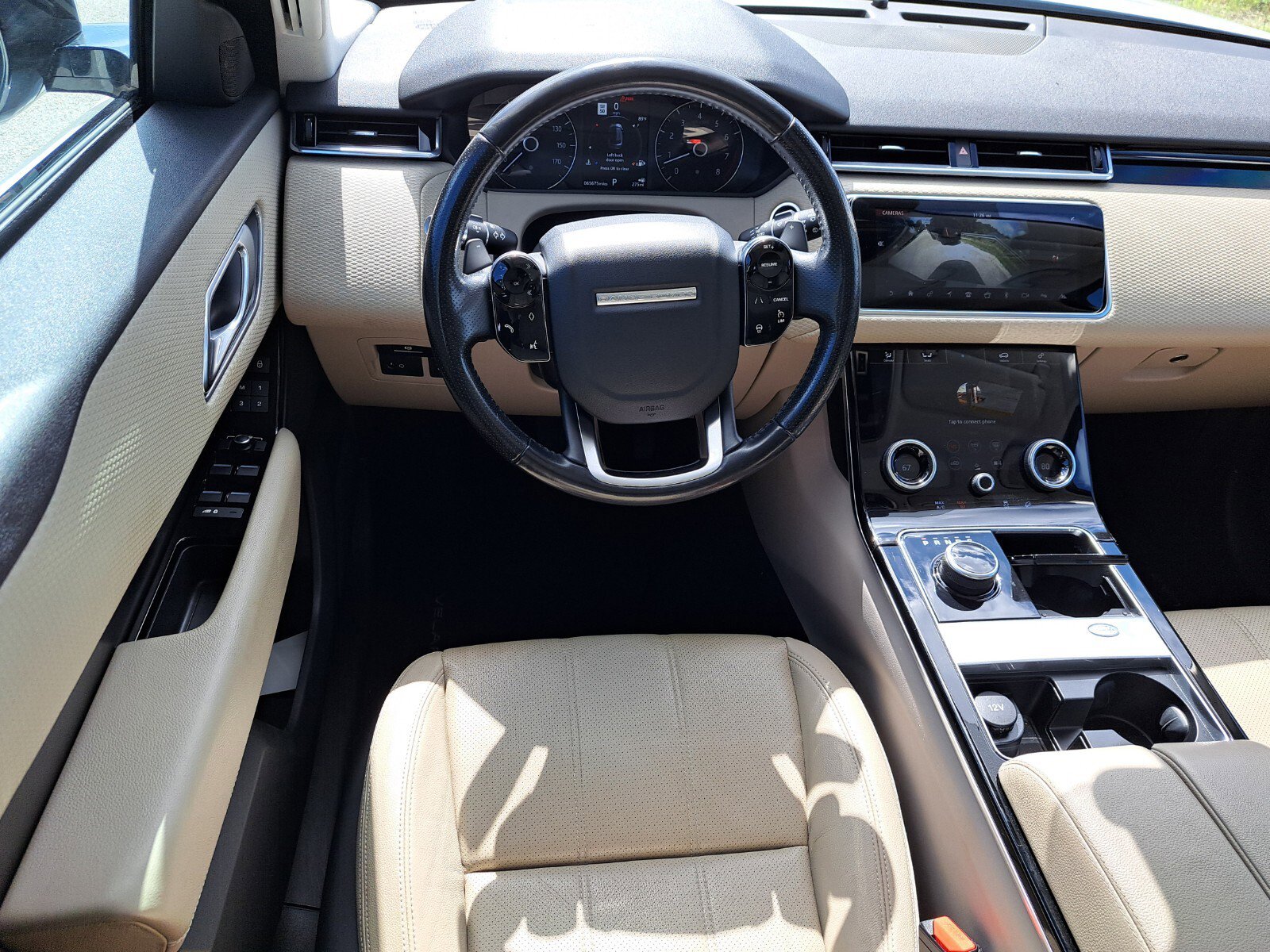 Used 2018 Land Rover Range Rover Velar S image 23