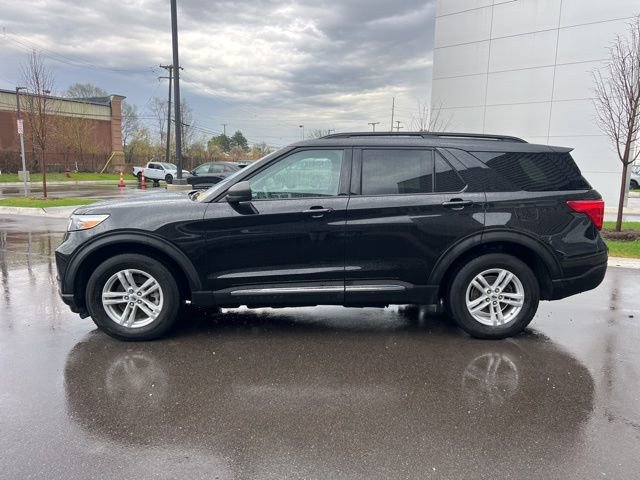 Used 2024 Ford Explorer XLT image 8