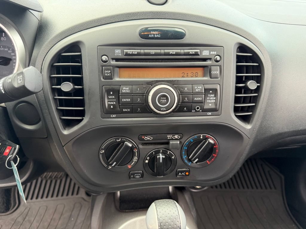 Used 2014 Nissan Juke S w/ Midnight Edition 2.0 FWD image 27