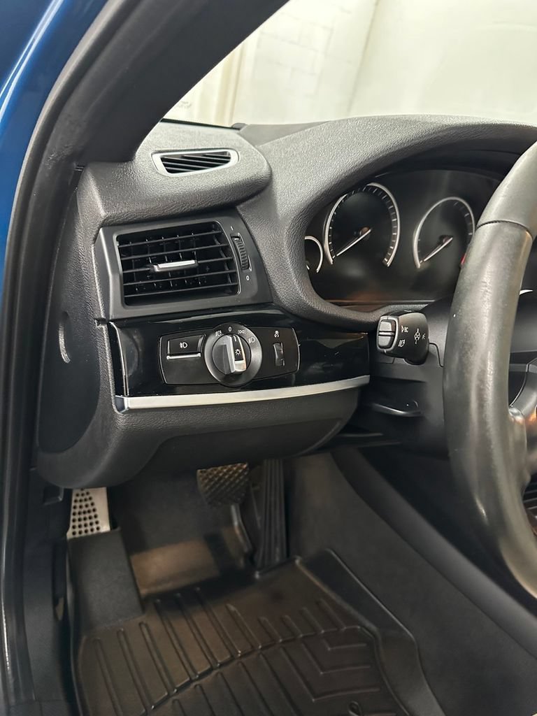 Used 2017 BMW X4 M40i AWD/4WD image 14