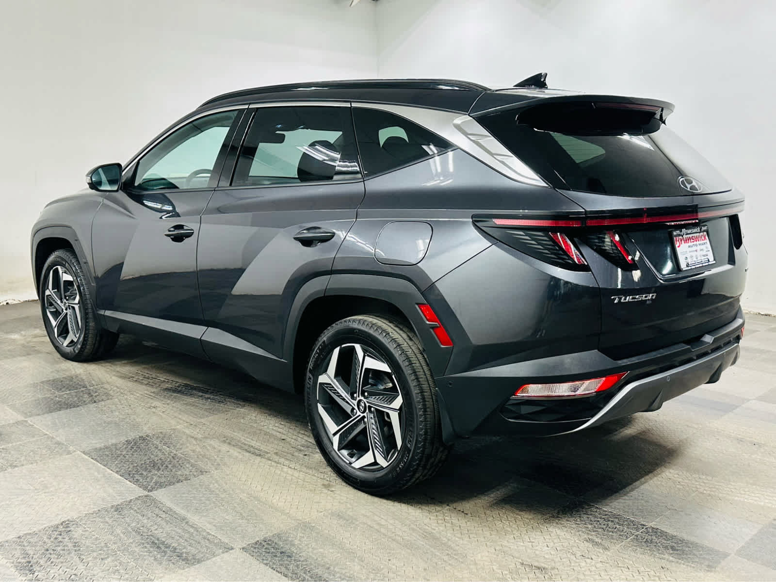 Used 2023 Hyundai Tucson Limited AWD/4WD image 4