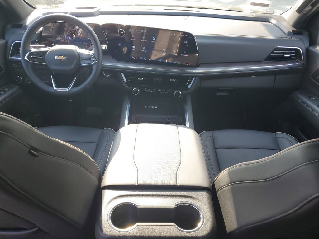 Used 2025 Chevrolet Tahoe Premier RWD image 11