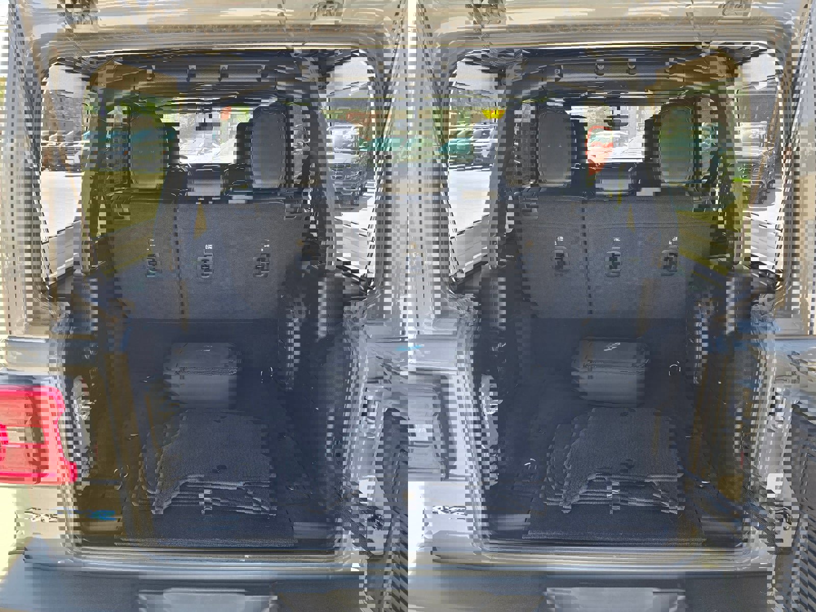 Used 2023 Jeep Wrangler Sahara w/ Cold Weather Group image 25