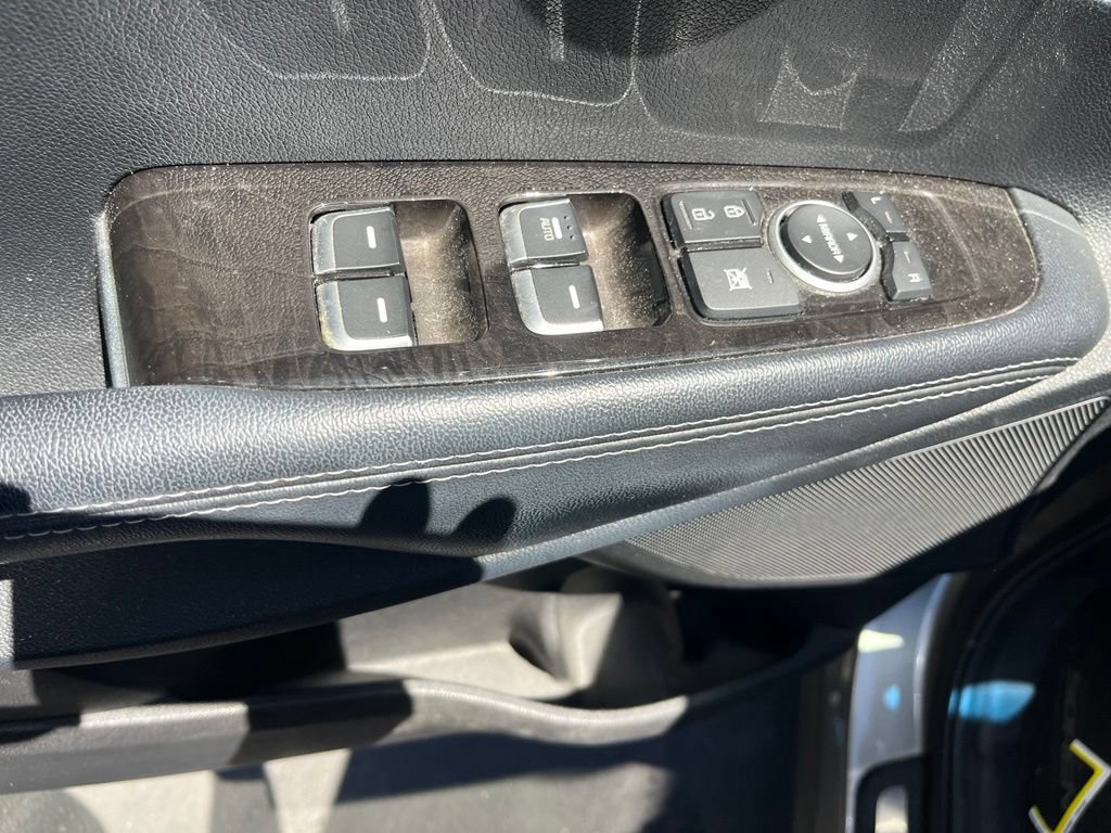 Used 2016 Kia Sorento FWD image 10
