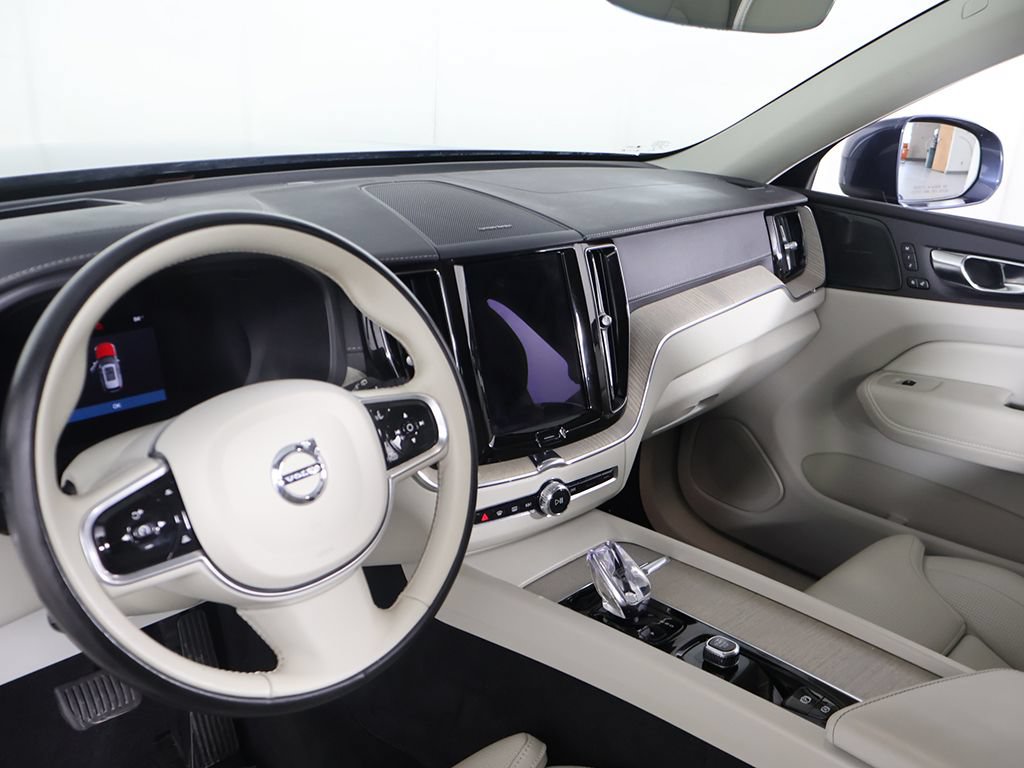 Used 2023 Volvo XC60 B6 Ultimate AWD/4WD image 28