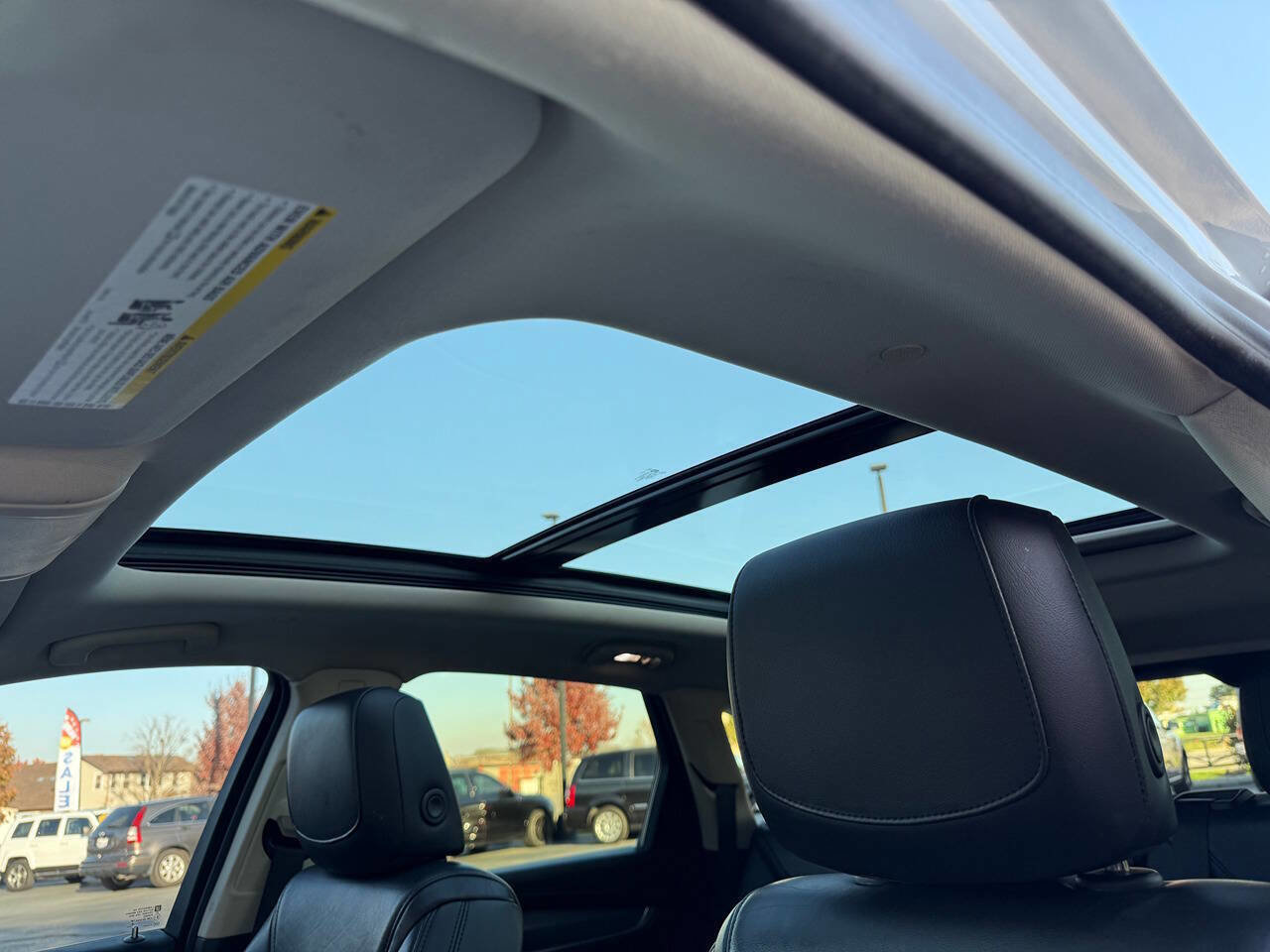 Used 2018 Cadillac XT5 Luxury w/ Driver Awareness Package image 17