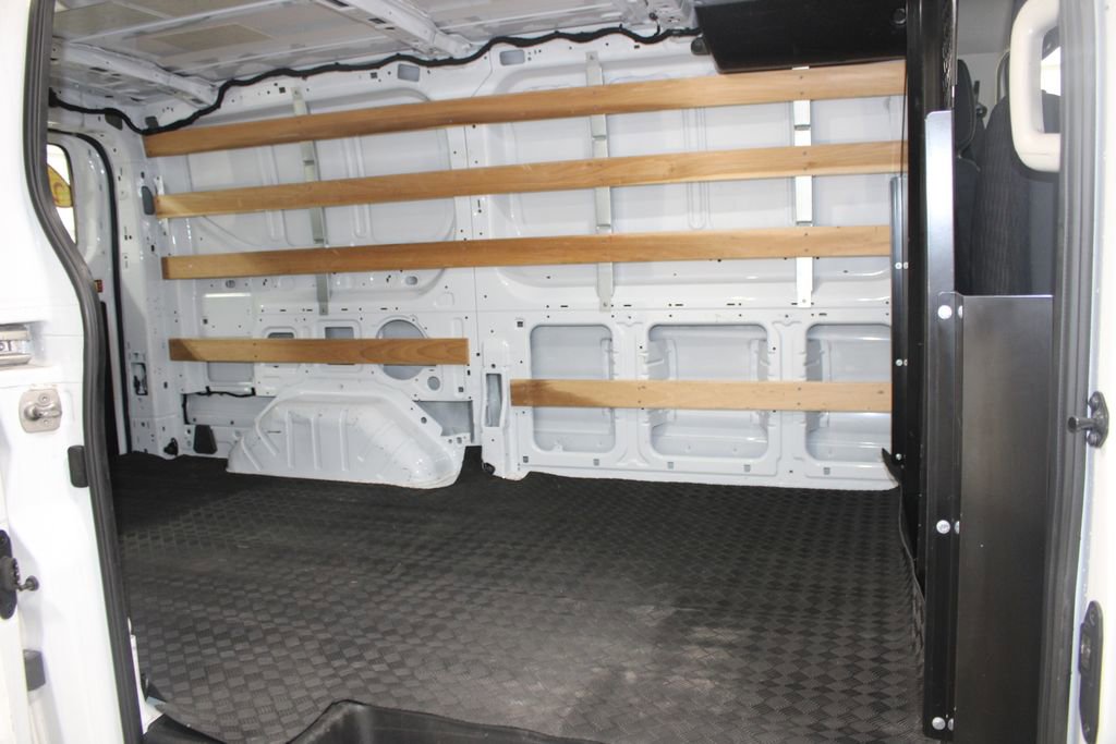Used 2024 Ford Transit 250 Low Roof w/ Exterior Upgrade Package RWD image 27