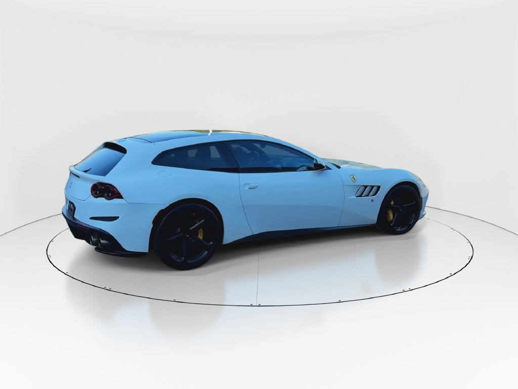 Used 2018 Ferrari GTC4Lusso AWD/4WD image 8