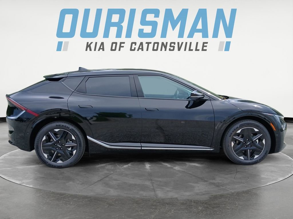 New 2025 Kia EV6 Wind AWD/4WD image 7