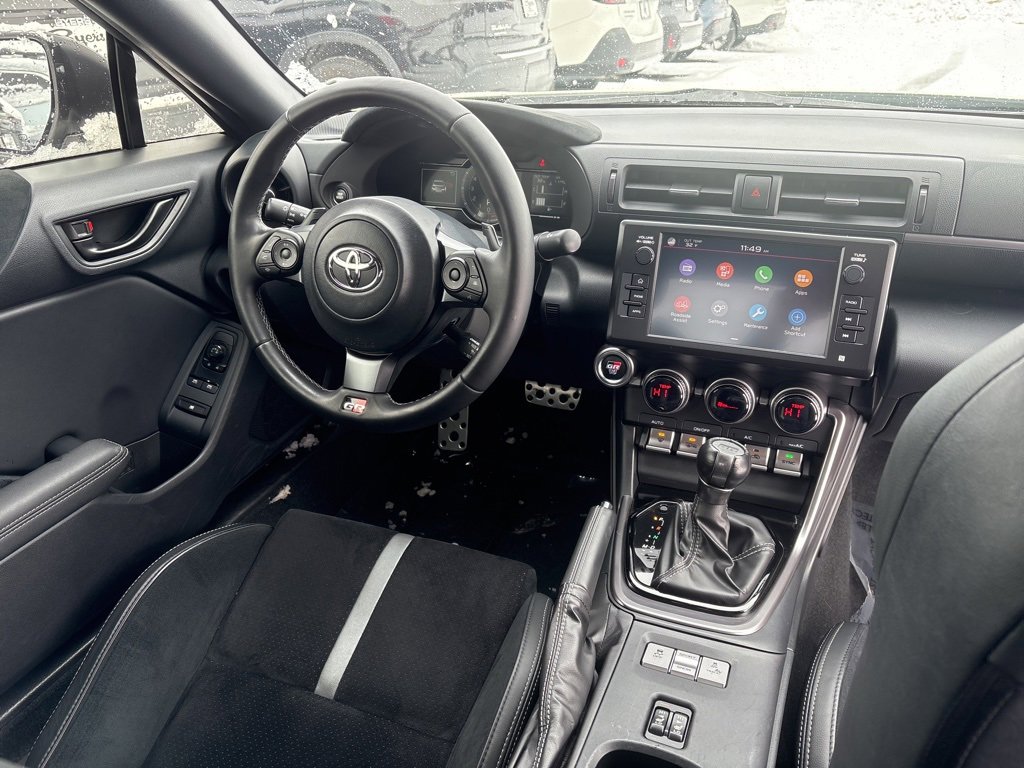 Used 2023 Toyota GR86 Premium w/ ALL Weather Mat Package (TMS) image 11