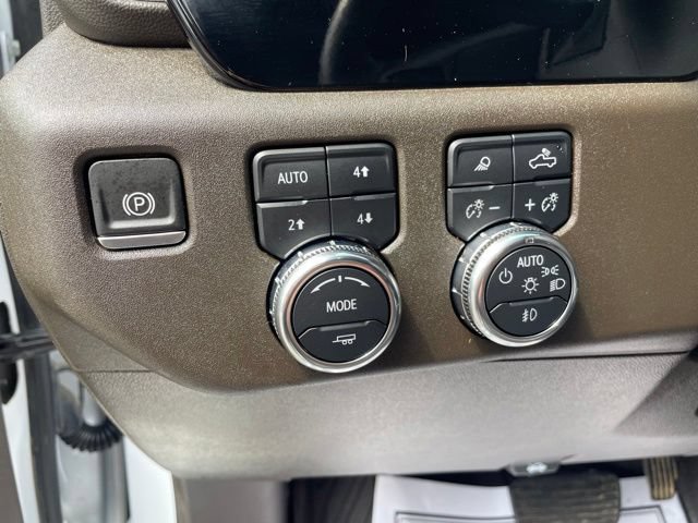 Used 2024 GMC Sierra 2500 SLT w/ SLT Premium Package AWD/4WD image 17