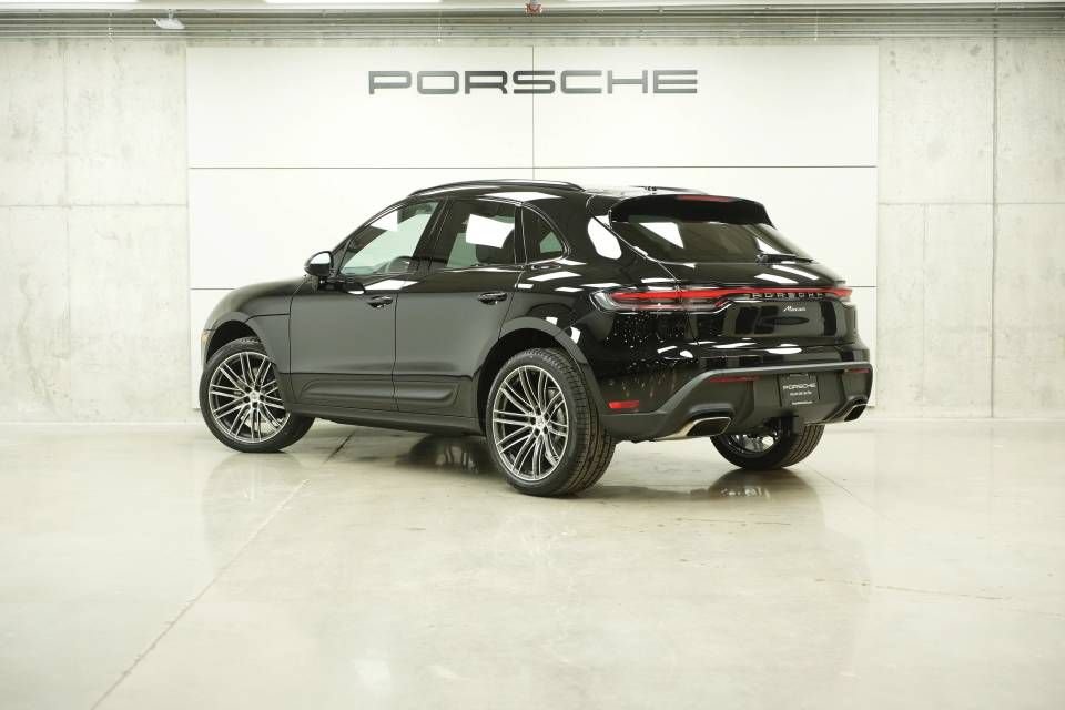New 2026 Porsche Macan AWD/4WD image 3