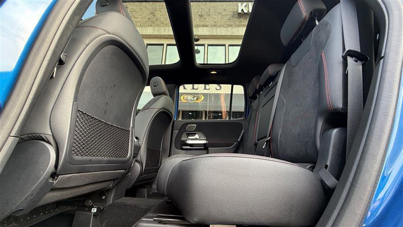 Used 2024 Mercedes-Benz GLB 250 image 19