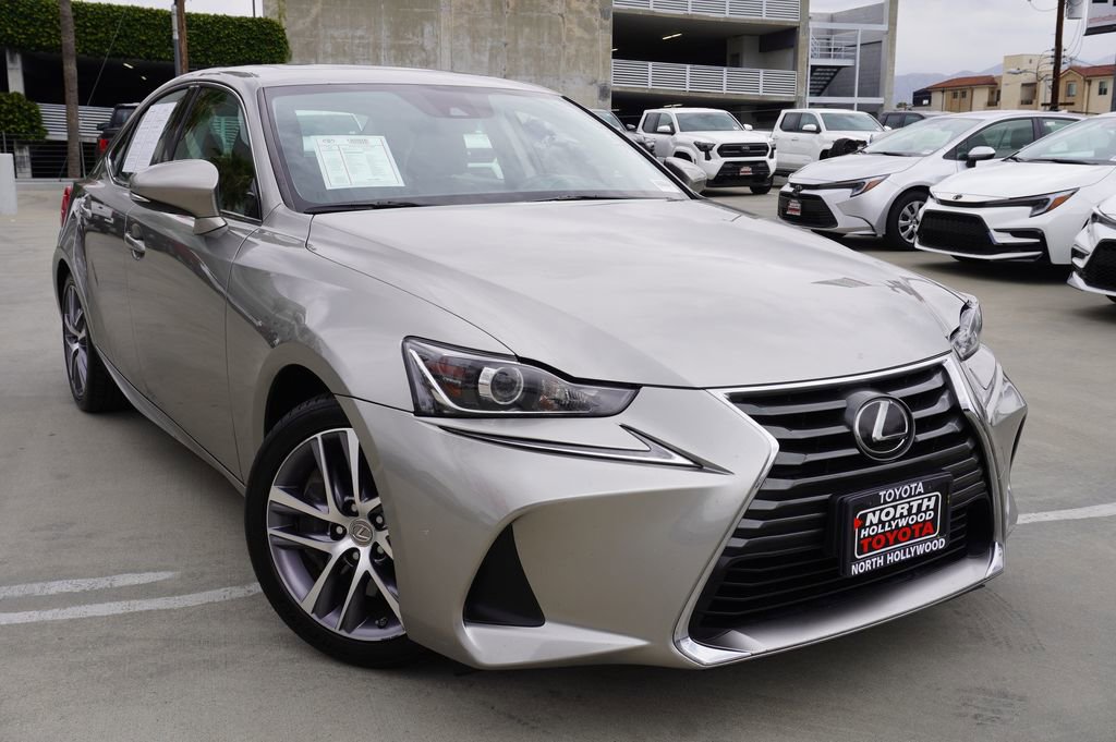 Used 2018 Lexus IS 300 w/ Accessory Package 2 RWD image 2