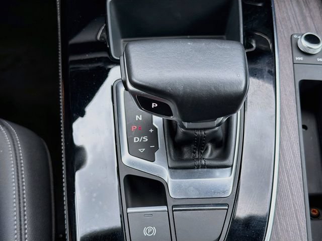 Used 2022 Audi Q5 2.0T Premium Plus AWD/4WD image 30