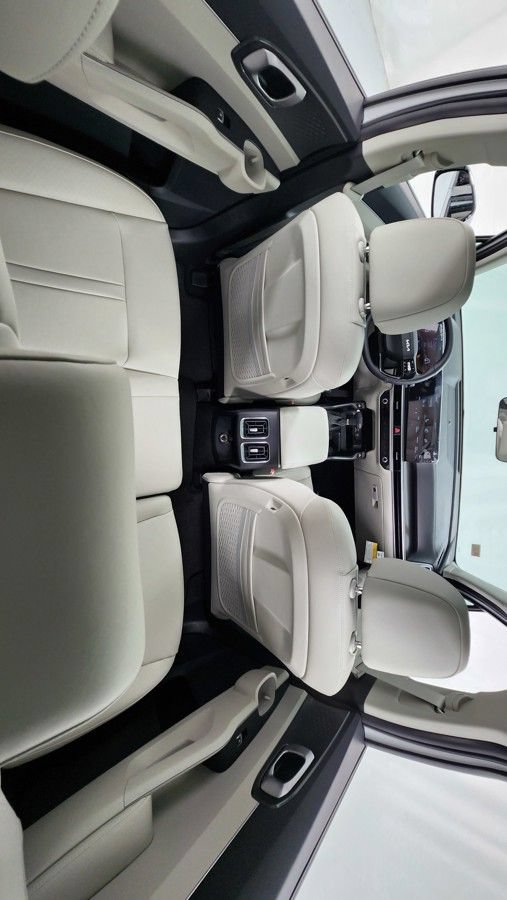 New 2026 Kia Sorento S w/ S Panoramic Sunroof Package AWD/4WD image 17