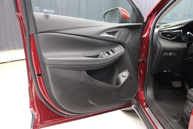 Used 2023 Buick Encore GX Select AWD/4WD image 40