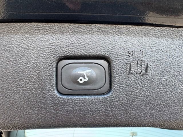 Used 2024 Ford Edge SEL w/ Convenience Package image 34