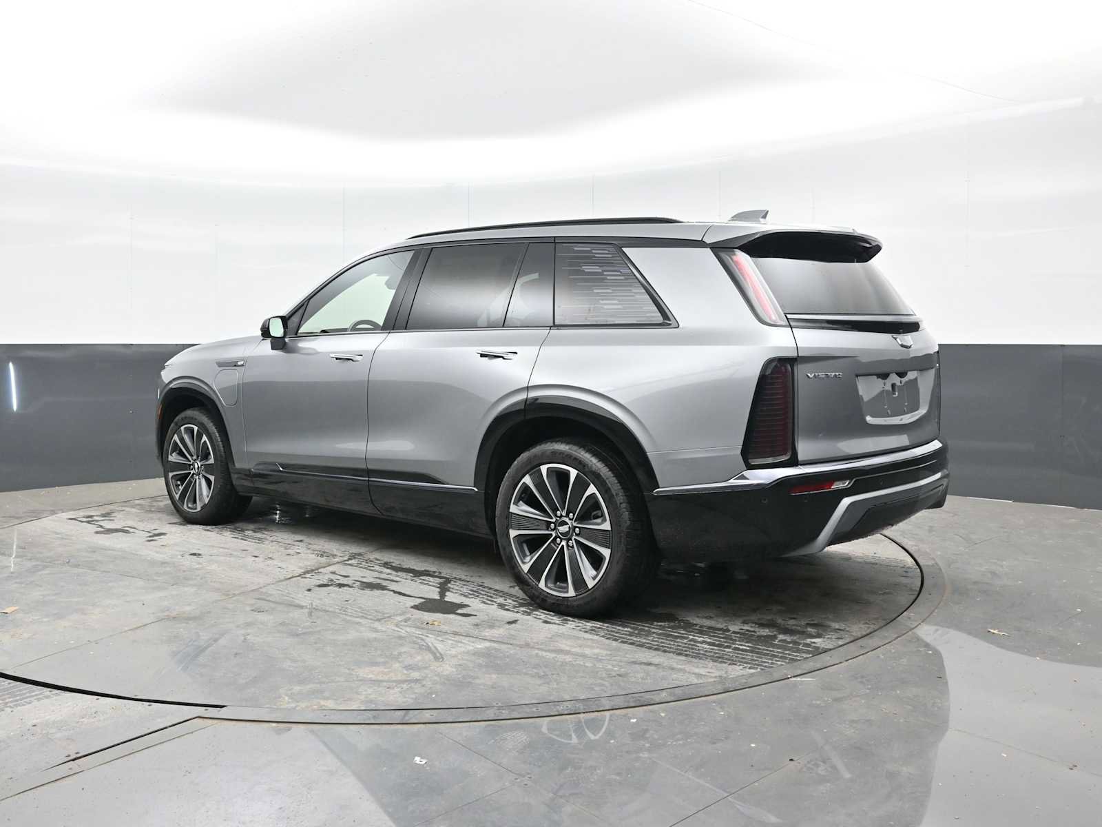 New 2026 Cadillac Vistiq Sport image 2