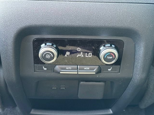 New 2026 GMC Acadia AT4 w/ Luxury Package AWD/4WD image 18