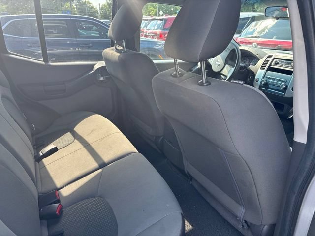 Used 2011 Nissan Xterra S w/ 4X4 Value Package image 5