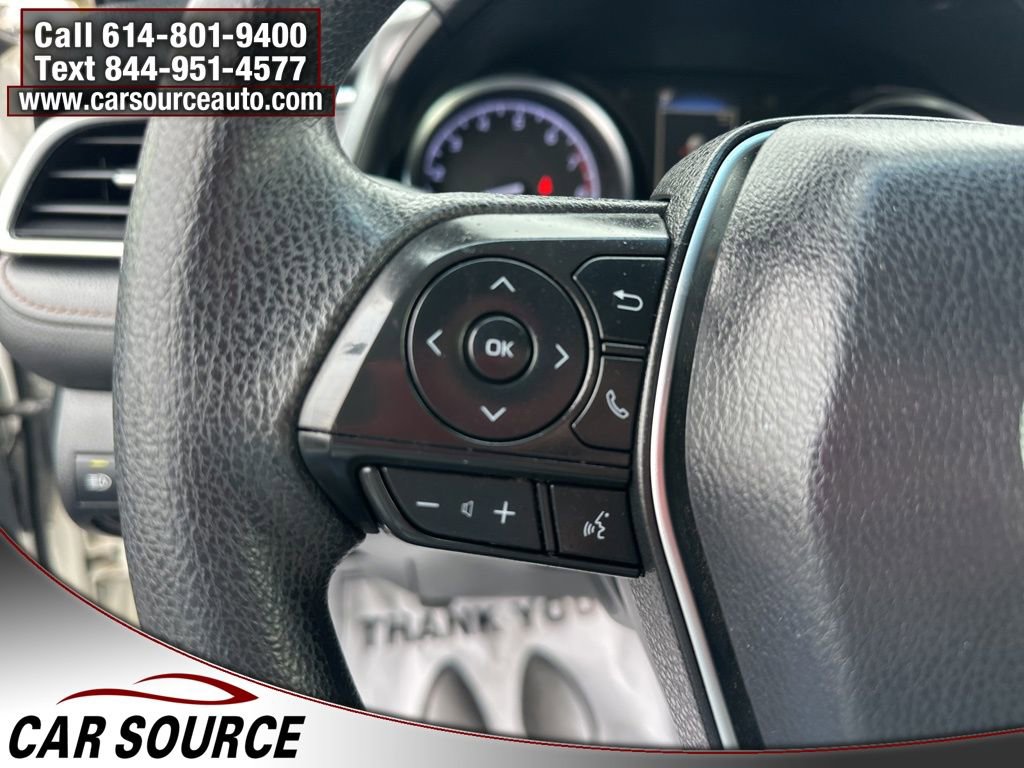 Used 2018 Toyota Camry LE FWD image 14