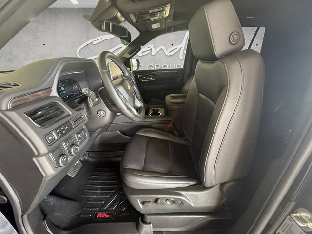 Used 2024 Chevrolet Tahoe LT w/ LT Signature Package RWD image 19